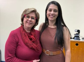 Professora Viviane Leite conquista seu doutorado