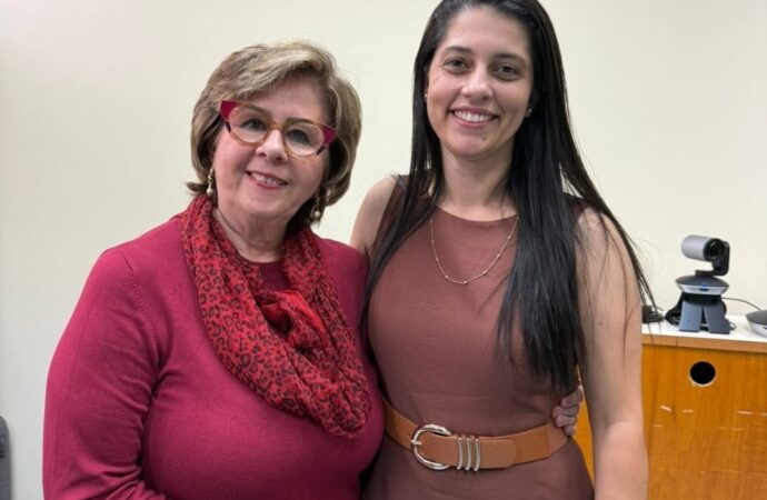 Professora Viviane Leite conquista seu doutorado